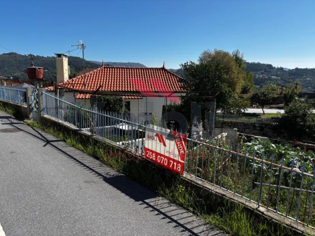 Moradia T2 Térrea Guilhadeses