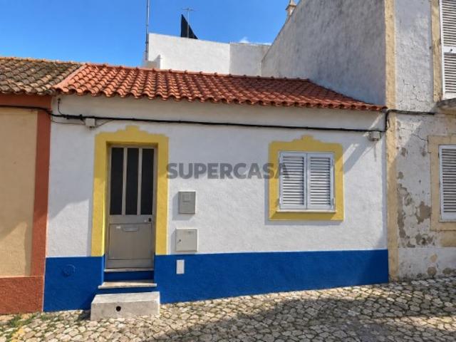 Moradia T2 Típica Algarvia com Terraço e Mezanine Odiáxere, Lagos
