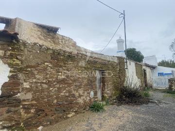 Moradia T2 Totalmente Remodelada, em Hortinhas Alandroal