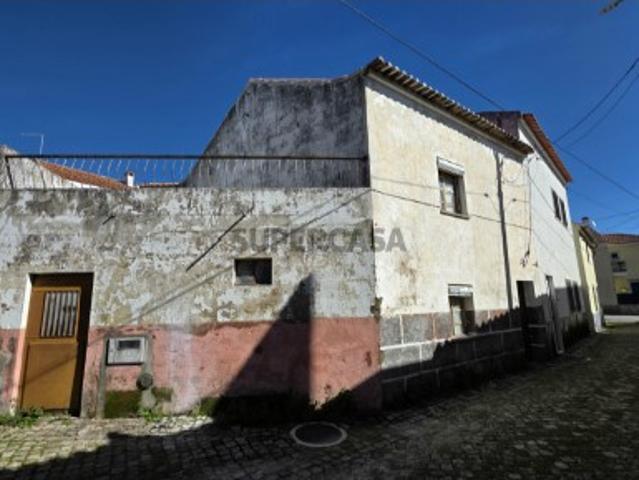 Moradia T2 Venda em Escalos de Cima e Lousa,Castelo Branco