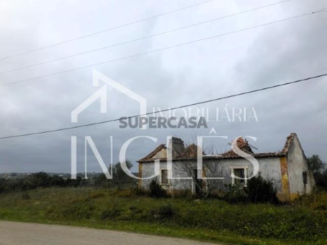 Moradia T2 Venda em São Vicente do Paul e Vale de Figueira,Santarém