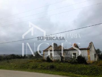 Moradia T2 Venda em São Vicente do Paul e Vale de Figueira,Santarém