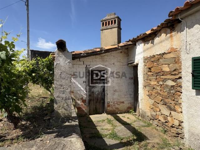 Moradia T2 Venda em Santo André das Tojeiras,Castelo Branco