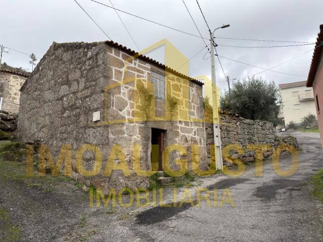 Moradia T2