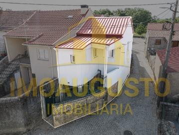 Moradia T2
