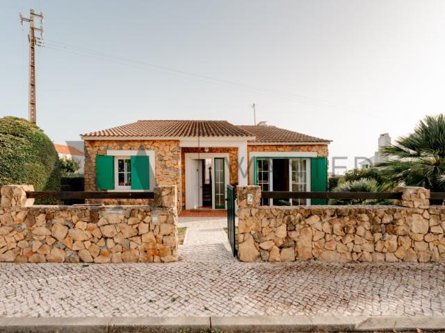 MORADIA T3+3 COM PISCINA, JARDIM E ESTACIONAMENTO, ERICEIRA, MAFRA