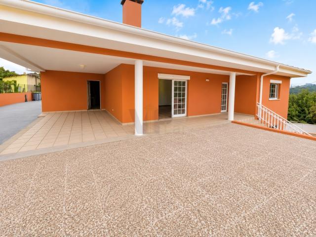 Moradia V3+1 Santa Maria da Feira Com Terreno e opção Pis. 437m² Canedo, Vale e Vila Maior