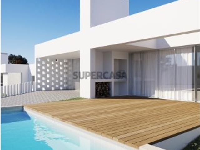 Moradia T3+1 Venda em Coimbrão,Leiria