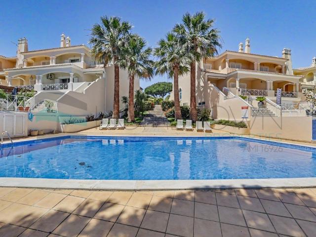 Moradia T3+1 Caminho dos golfes, Vilamoura 146m² Vilamoura