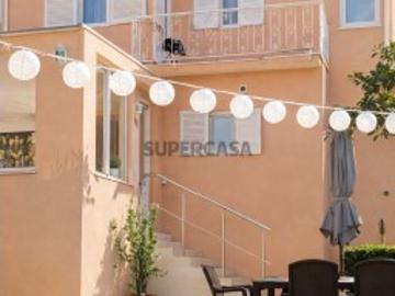 Moradia T3+1 com Potencial Único em Estela Póvoa de Varzim