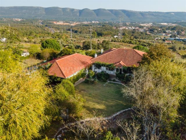 Moradia T3+1 com piscina | Aljubarrota, Alcobaça 222m² Aljubarrota Prazeres