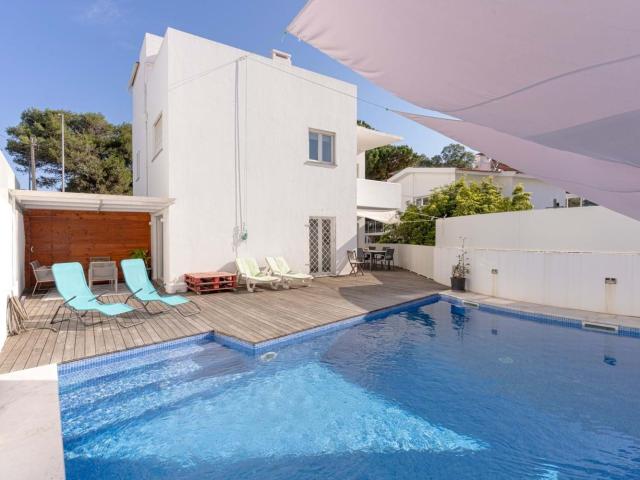 Moradia T3+1 com piscina e anexo | Centro de Cascais 299m² Cascais e Estoril