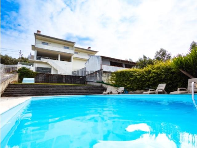 Moradia T3+1 com Piscina e elevador a 15 minutos de Coimbra