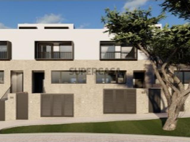 Moradia T3+1 em Leça da Palmeira, Matosinhos, a 2 minutos da praia