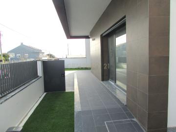 NOVA Moradia T3+1 em Portela da Azóia, Santa Iria de Azóia