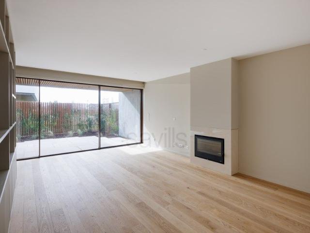 Moradia T3+1 em Porto