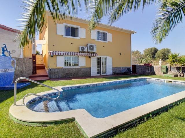 Moradia T3+1 independente com piscina e jardim Pereiro, Alco. 157m² Alcoutim e Pereiro