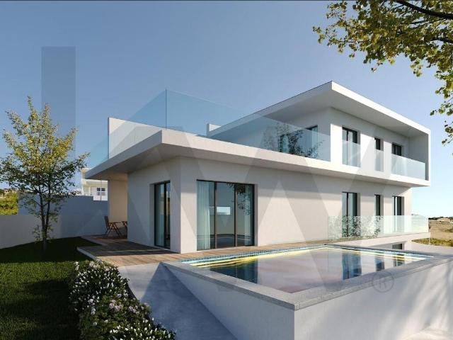 Moradia T3+1 Isolada, a Poucos Minutos de Mafra com Piscina