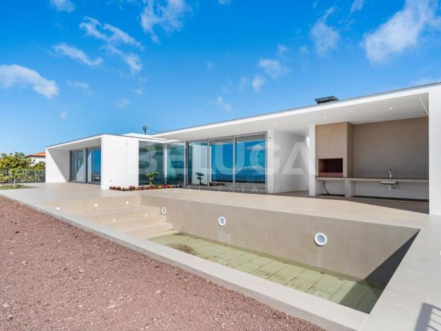 Moradia T3+1 Minimalista || Estreito Da Calheta 215m² Estreito Da Calheta