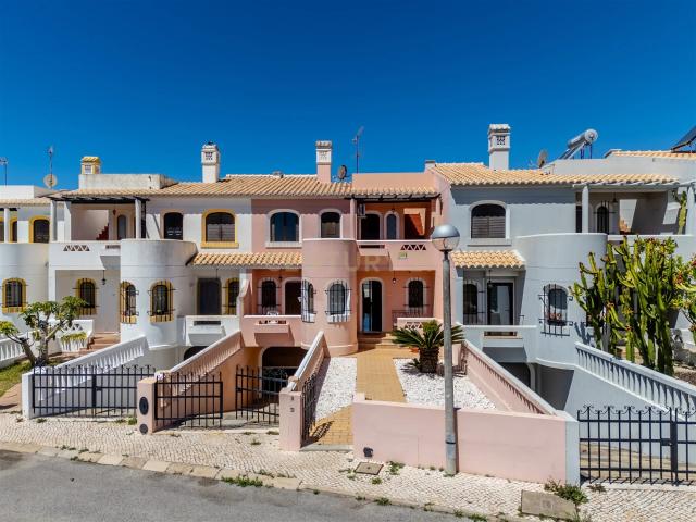 Moradia T3+1 na Fonte Santa, Quarteira 177m² Quarteira