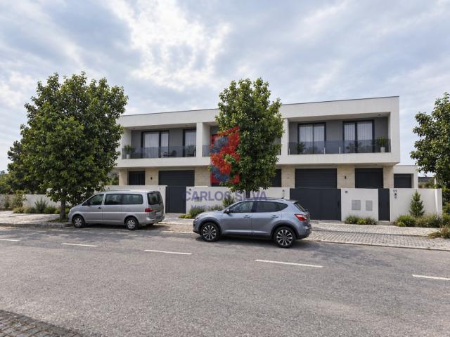 Moradia T3+1 NOVA em Antas Vila Nova de Famalicão