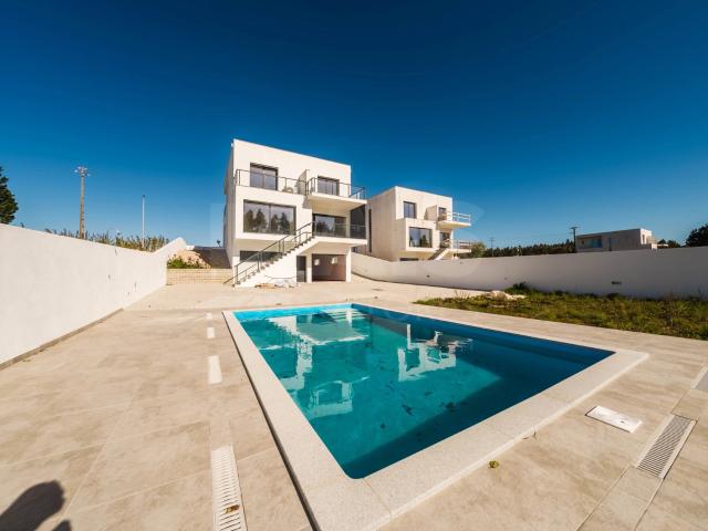 Moradia T3+1 | Piscina | Garagem | Caldas da Rainha 127m² Caldas da Rainha Nossa Senhora Do Pópulo, Coto E São Gregório