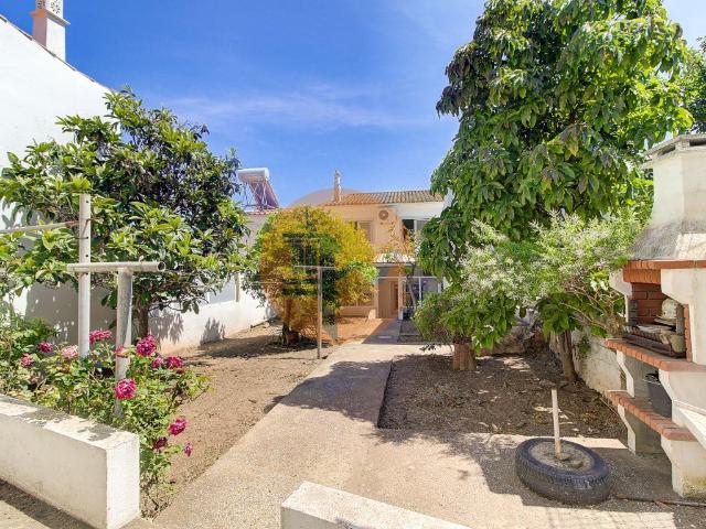 Moradia T3+2 com Jardim, Garagem e Vista Castelo no Centro d. 189m² Castro Marim
