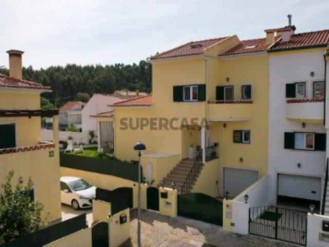 Moradia T3+2 com Jardim, Garagem e Espaço Exterior