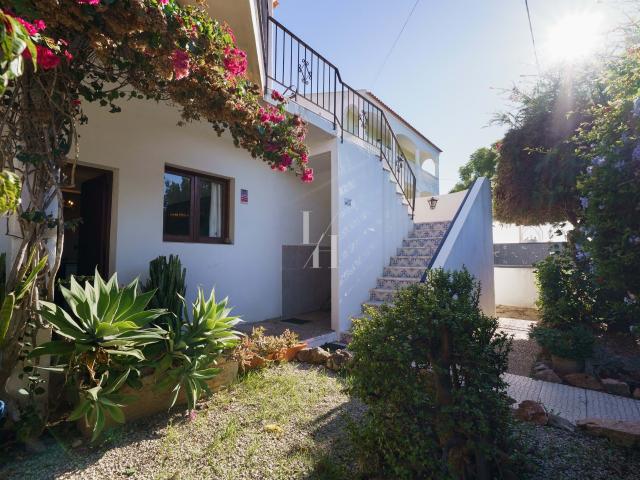 Moradia T3+2 para venda em Paderne, Albufeira