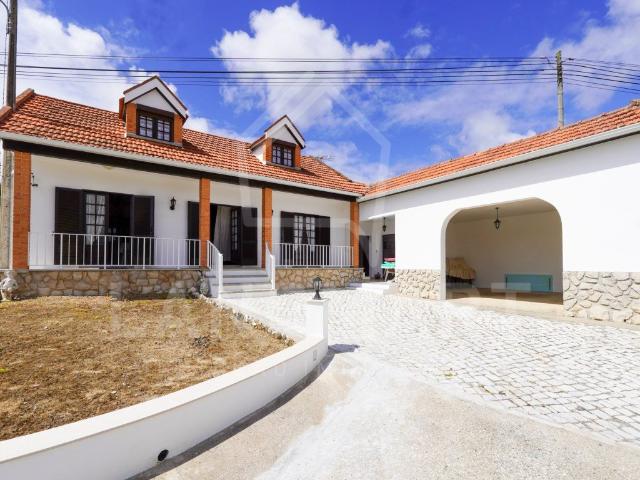 Moradia T3, Melgaço Cela 238m² Cela