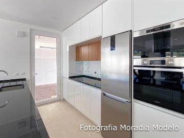 Moradia T3 Moderna com Piscina | Salir do Porto 130m² Tornada e Salir do Porto