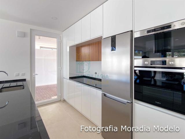 Moradia T3 Moderna com Piscina | Salir do Porto 130m² Tornada e Salir do Porto