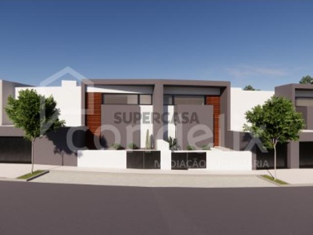 Moradia T3 moderna em Espinho