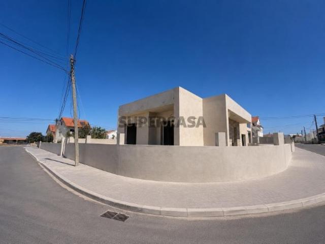 Moradia T3 Moderna em Pinhal General