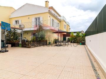 Moradia T3 Moderna em Bucelas Vila de Rei Oportunidade Única!