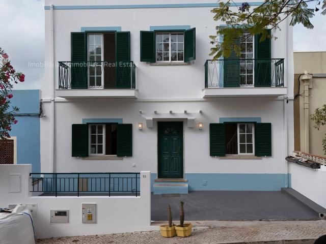 Moradia T3 na cidade de Faro muito perto da baixa 183m² Faro Sé e São Pedro