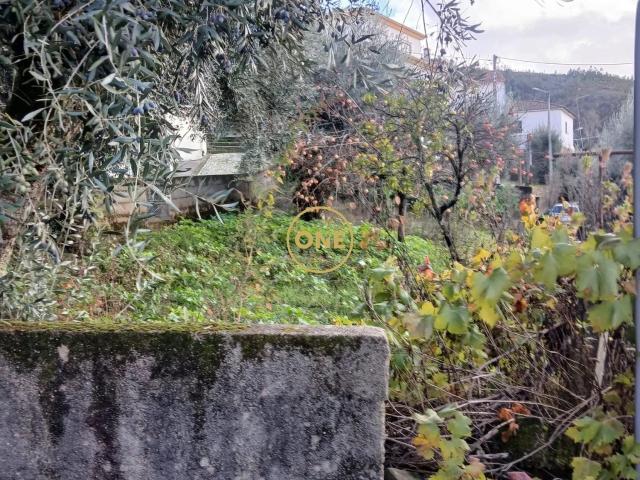 Moradia T3 na Pampilhosa da Serra, junto à Piscina Fluvial de Dornelas do Zêzere