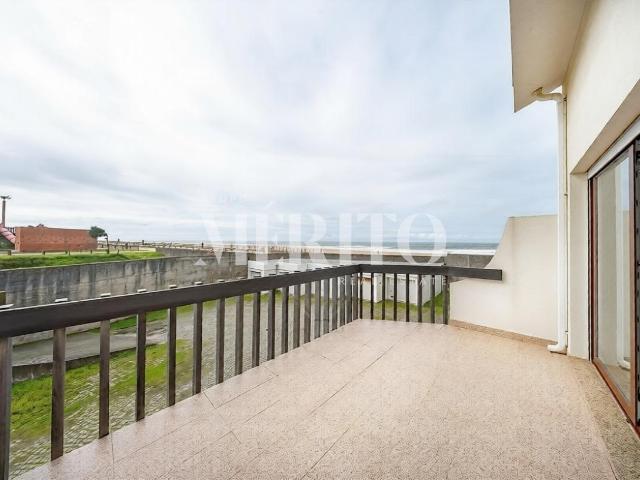 Moradia T3 na Primeira Linha de Mar | Aver o Mar, Póvoa de Varzim