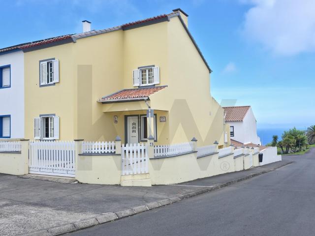 Moradia T3 na Vila de Nordeste