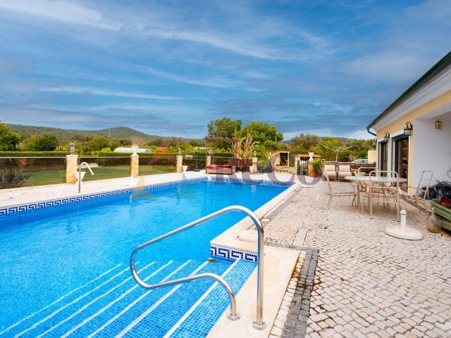 Moradia T3 no campo com piscina 124m² Paderne