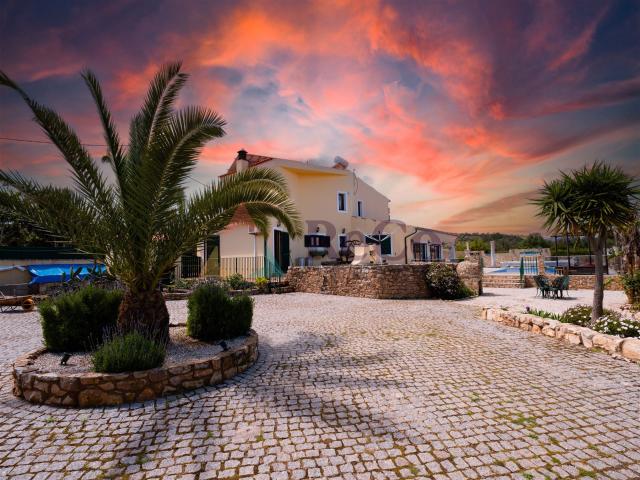 Moradia T3 no campo com piscina 124m² Paderne