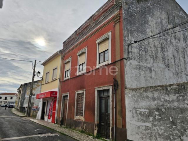 Moradia T3 no centro de Quiaios, Figueira da Foz