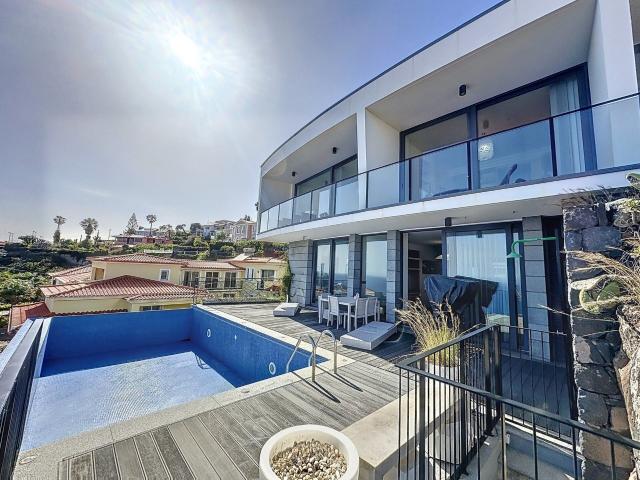 Moradia T3 no Garajau com Vistas Deslumbrantes 458m² Caniço