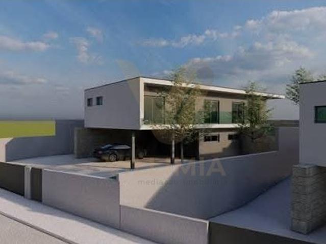 Moradia T4 Nova | Arcos de Valdevez