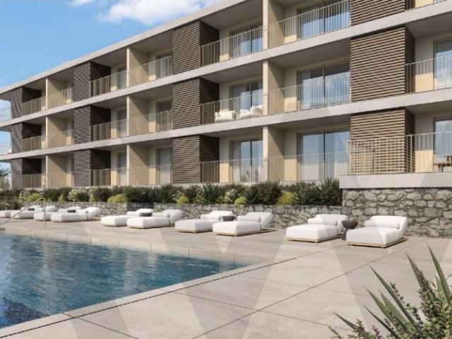 Moradia T3 Nova, arquitetura tradicional com Vista Mar |Gau. 250m² Santa Luzia Funchal