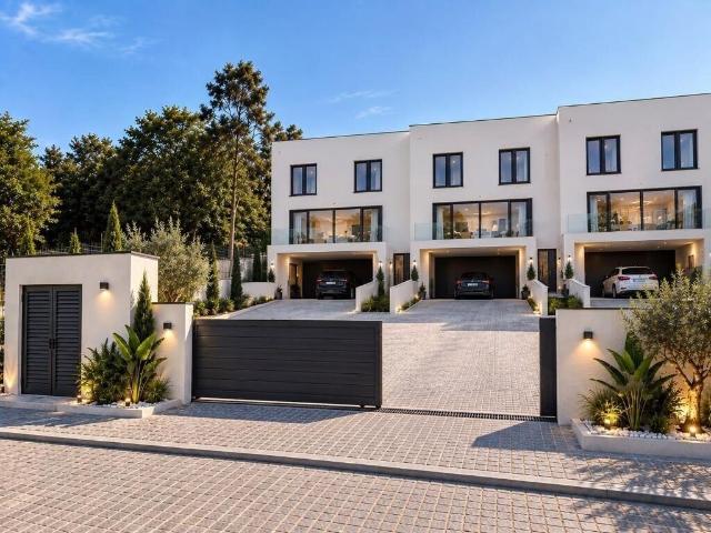 Moradia T3 Nova em Valongo | 3 Suítes, Jardim Privativo e El. 340m² Valongo
