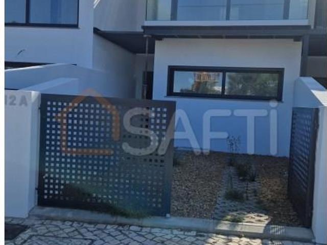 Moradia T3 Olhão / Algarve 258m² Quelfes