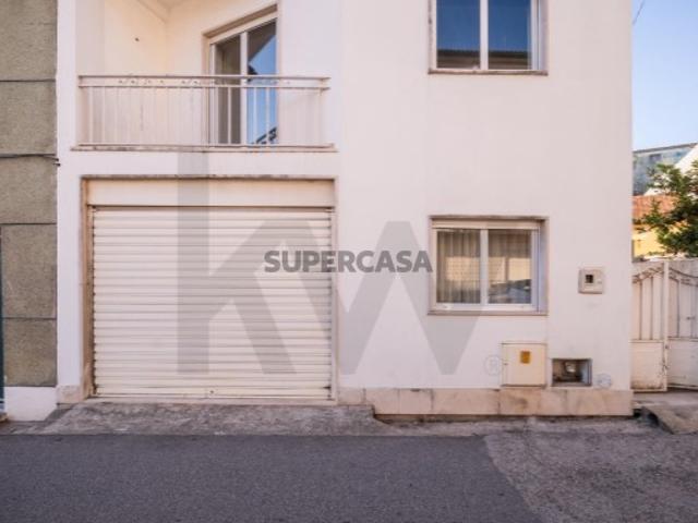 Moradia T3 a 2 km de Coimbra Excelente Espaço Exterior