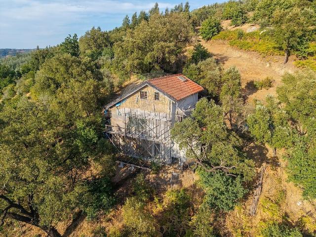 Moradia T3 à venda em Côja e Barril de Alva, Arganil RE/MAX Portugal