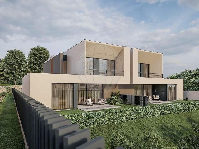Moradia T3 à venda em Campo e Tamel São Pedro Fins, Barcelos RE/MAX Portugal